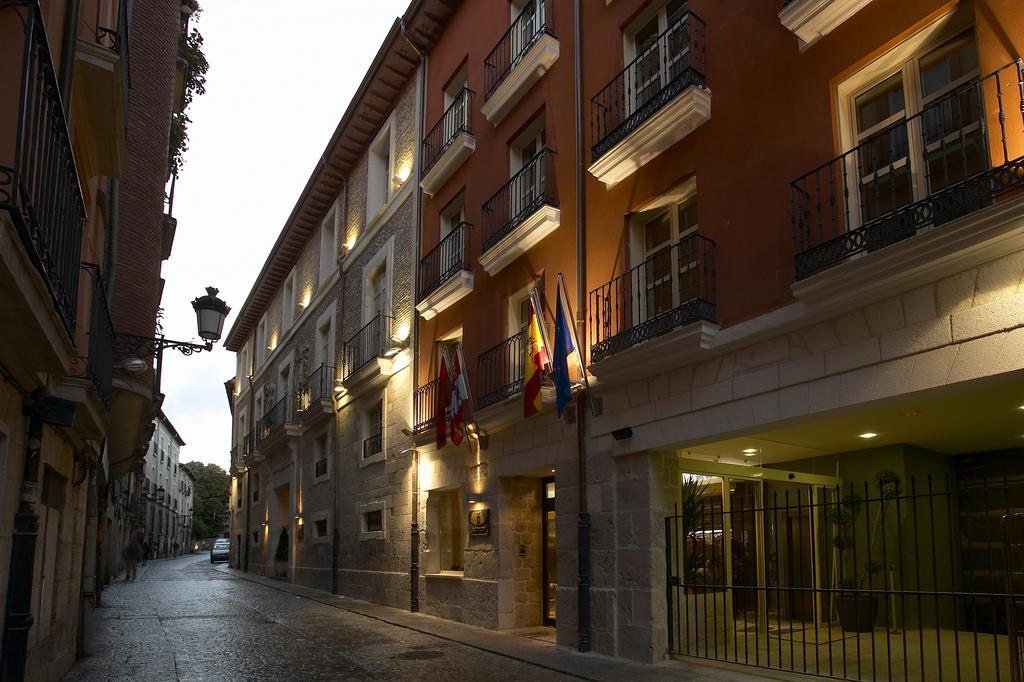 Rice Palacio De Los Blasones Burgo Exterior foto